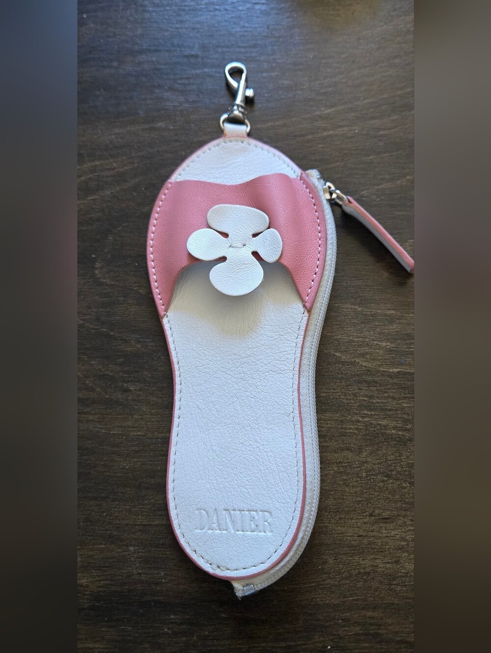 Rare Vintage Danier Leather Floral Sandal Keychain Wallet - White & Pink